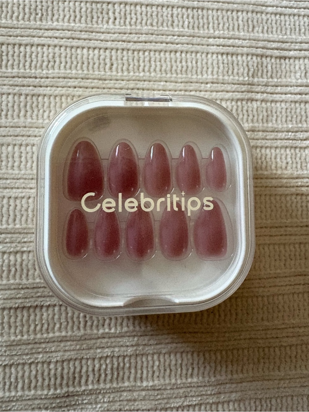 Celebritips Misty Rose Short Almond Mauve Press-On Nails Natural